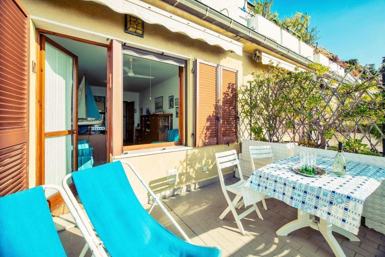 Una Terrazza Sul Golfo Di Ospedaletti By Wonderful Italy Extérieur photo